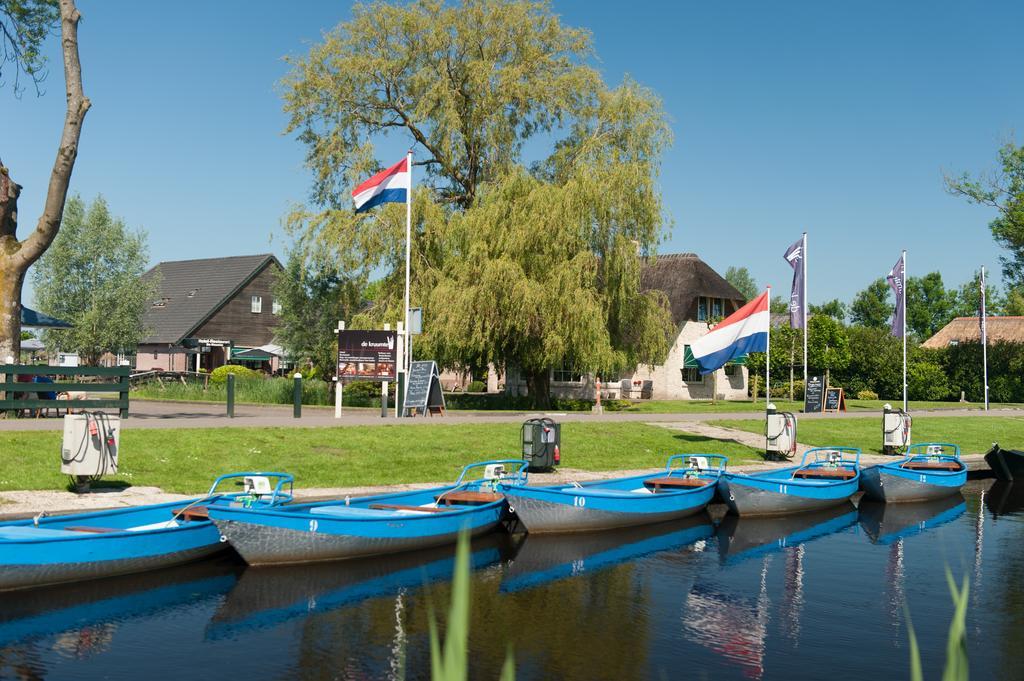 Hotel De Kruumte à Giethoorn Extérieur photo